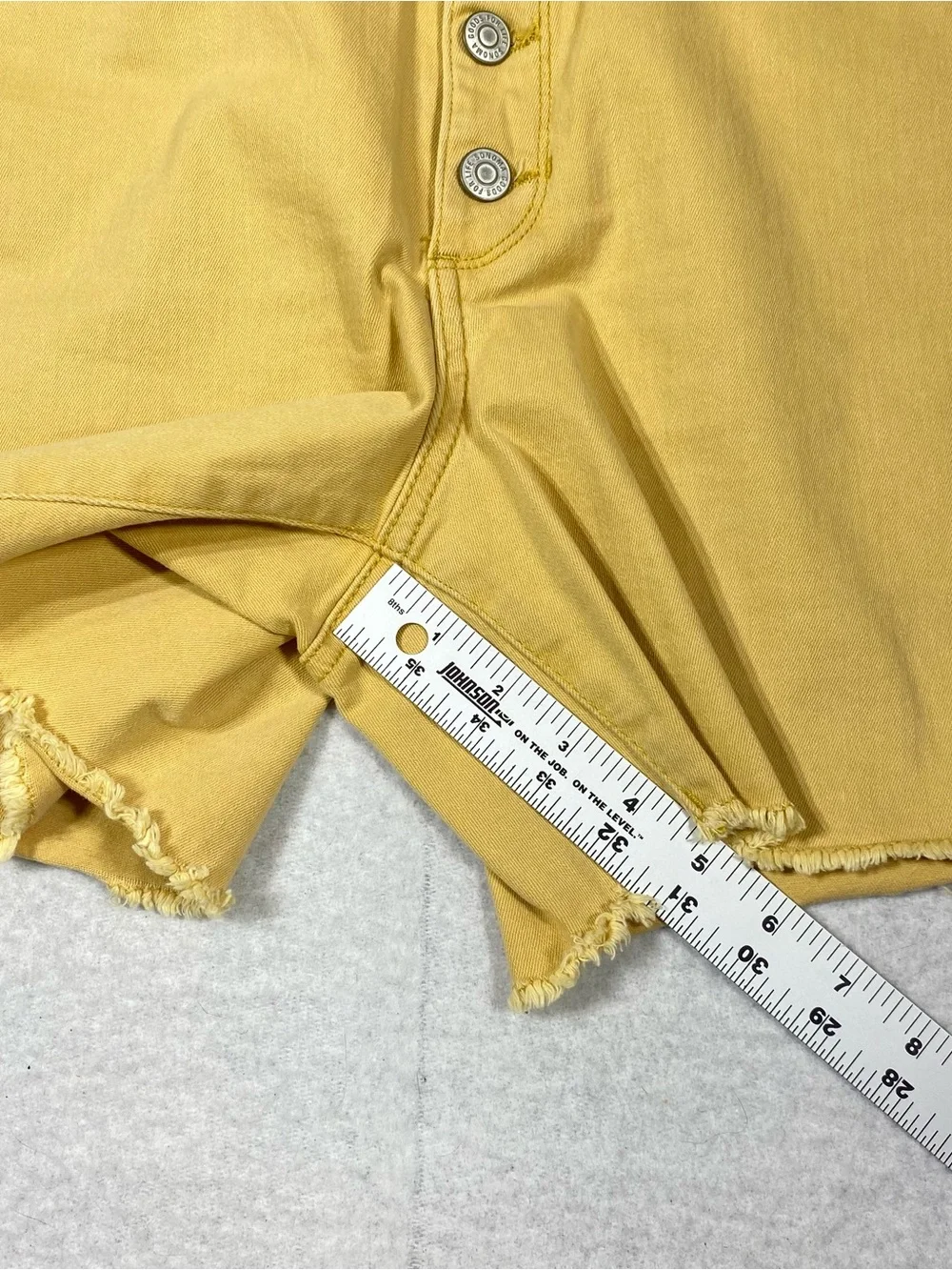 Sonoma Button Fly Denim Shorts Womens 14 Mustard Yellow High Rise Raw Hem Casual